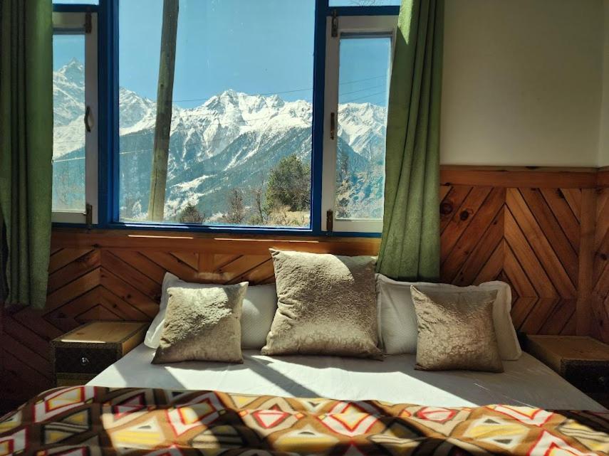 Safarnama Retreat Homestay - All Rooms With Mountain View Кальпа Экстерьер фото