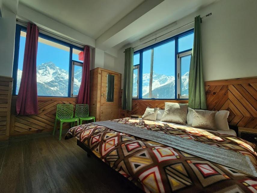 Safarnama Retreat Homestay - All Rooms With Mountain View Кальпа Экстерьер фото